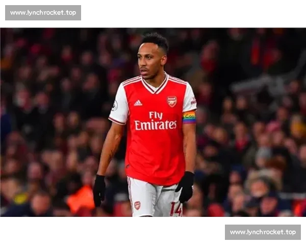 通过关键防守数据全面解读英超球队后防体系稳定性与球员贡献表现